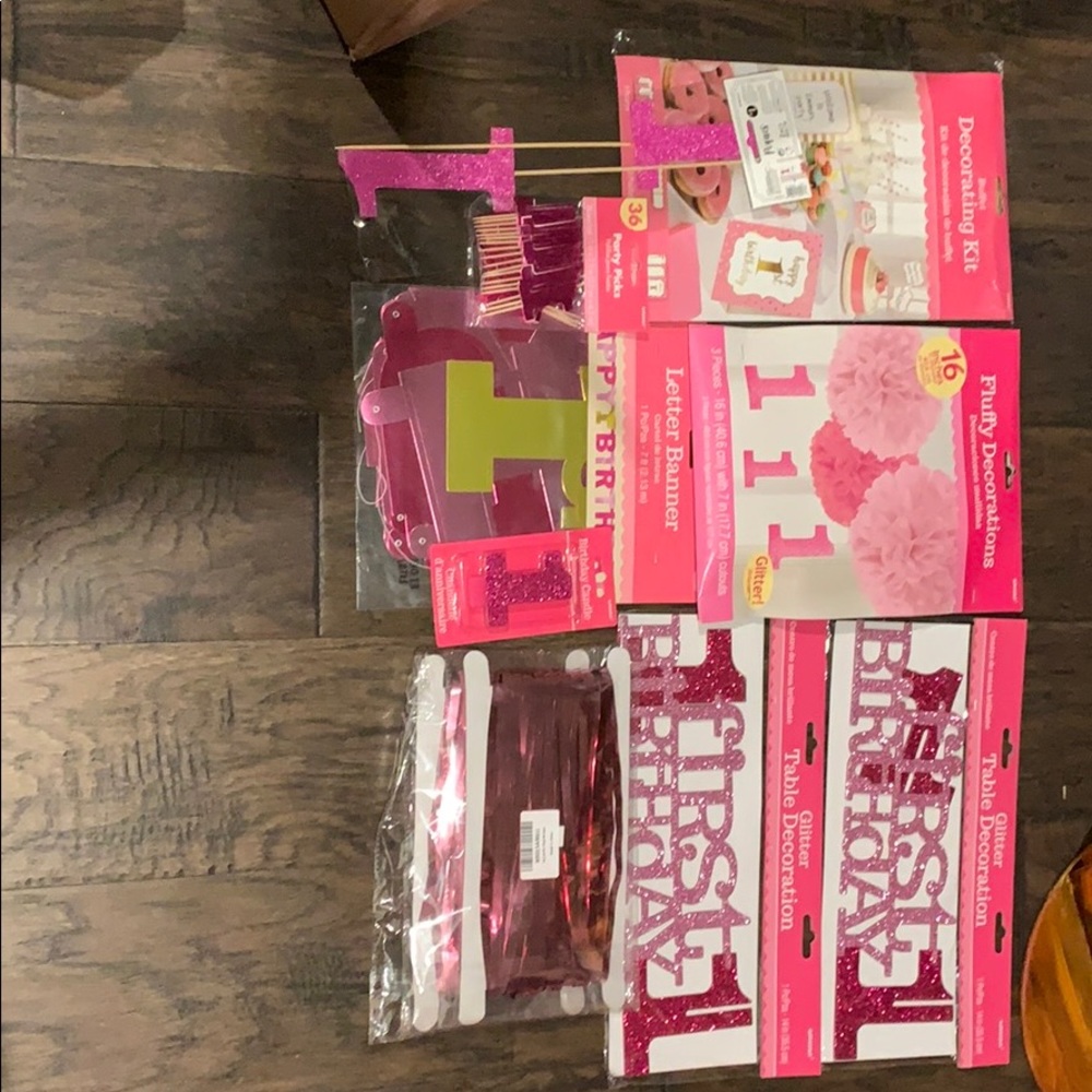 NWT First birthday Decorations ons